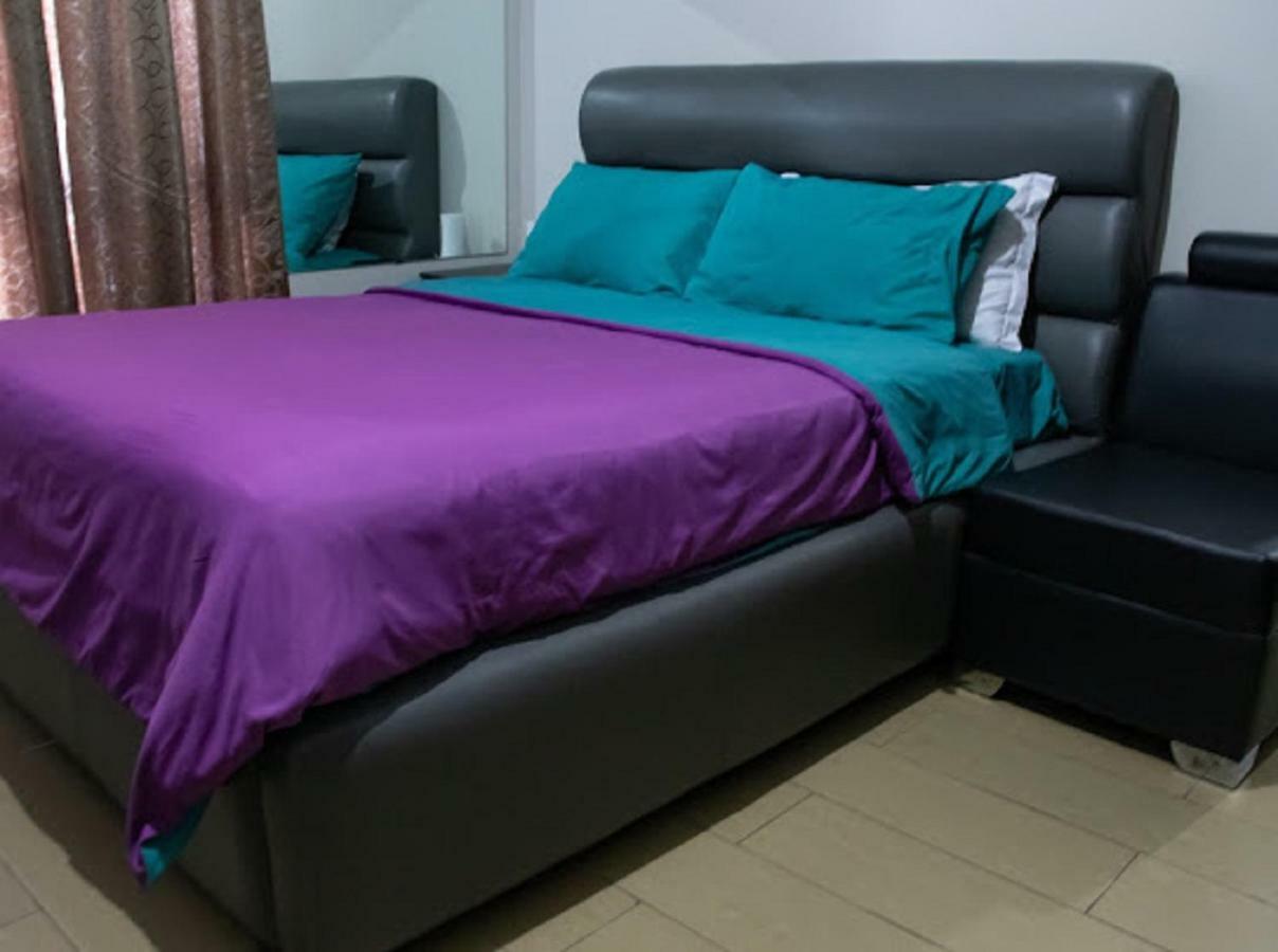 5h Tower C Manhattan Heights Cubao Qc Apartment Manila