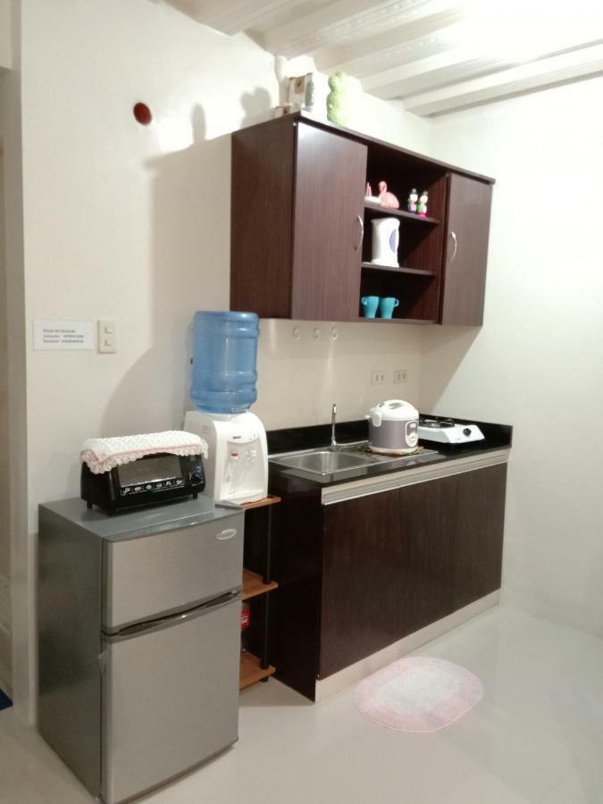Jen's Paranaque Apartment *
