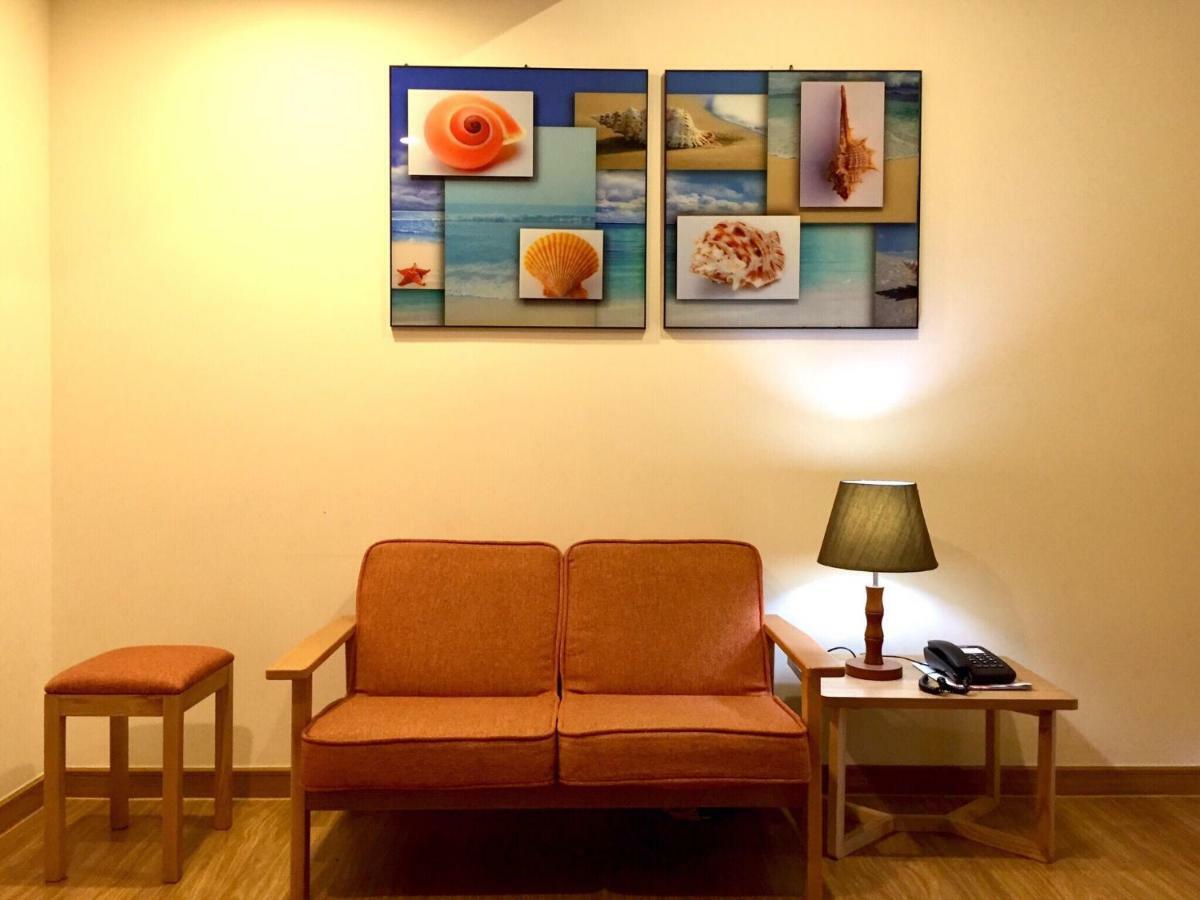 Apartment The Azure Urban Residences &