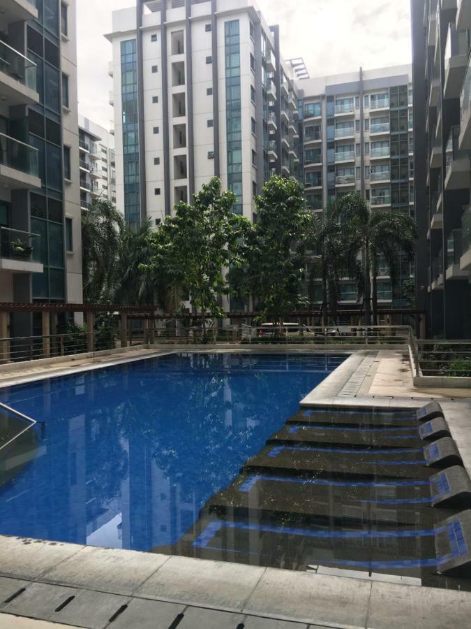 Apartment Palm Tree 2 Villas-cluster 2 Unit 3n Manila