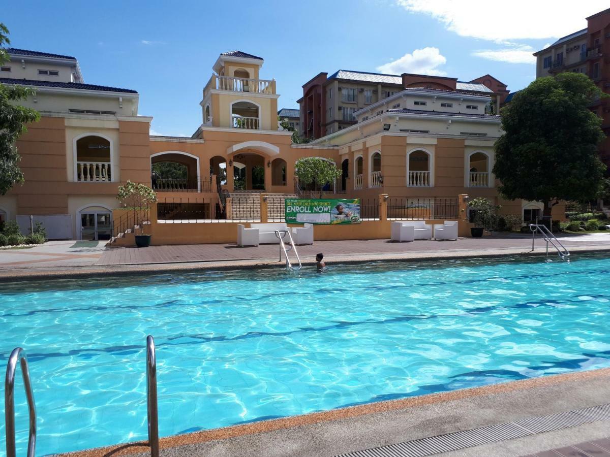 Eiffel Chateau Elysee Near Naia Airport Apartment