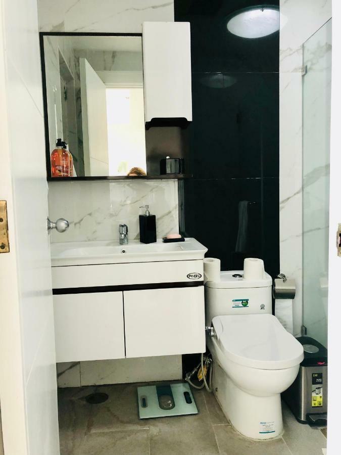 Apartment 67 Sqm. Unit In Robinson Place Residences *