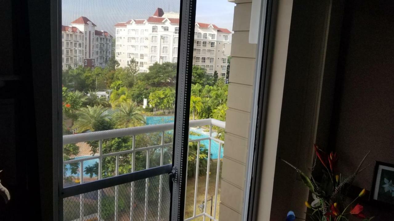 Apartment Presidio Lakefront 2 Bedroom Staycation