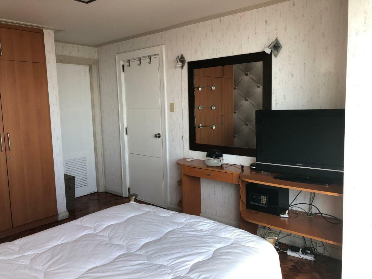 Apartment 67 Sqm. Unit In Robinson Place Residences Manila