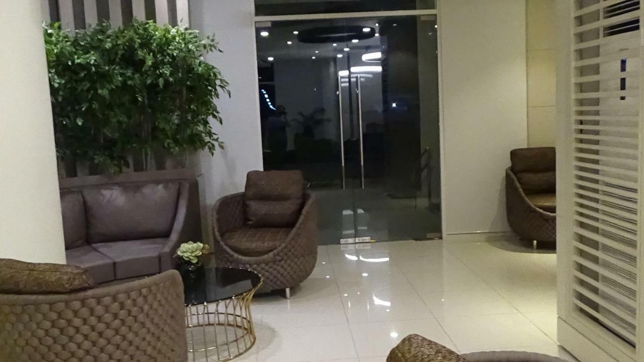 1br Grace Residences W/ Internet- Near Bgc/mckinley *