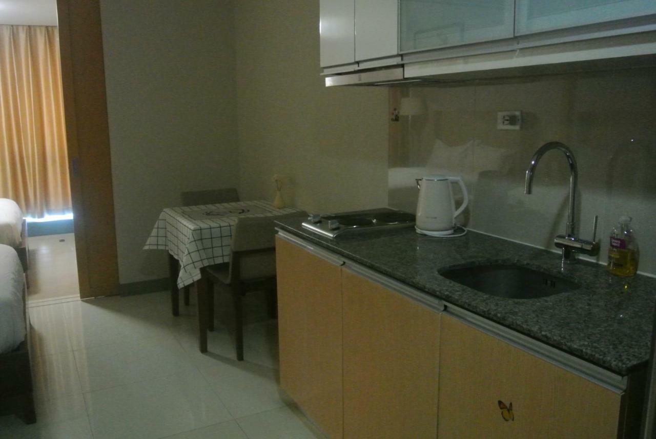 One Uptown Apartment *