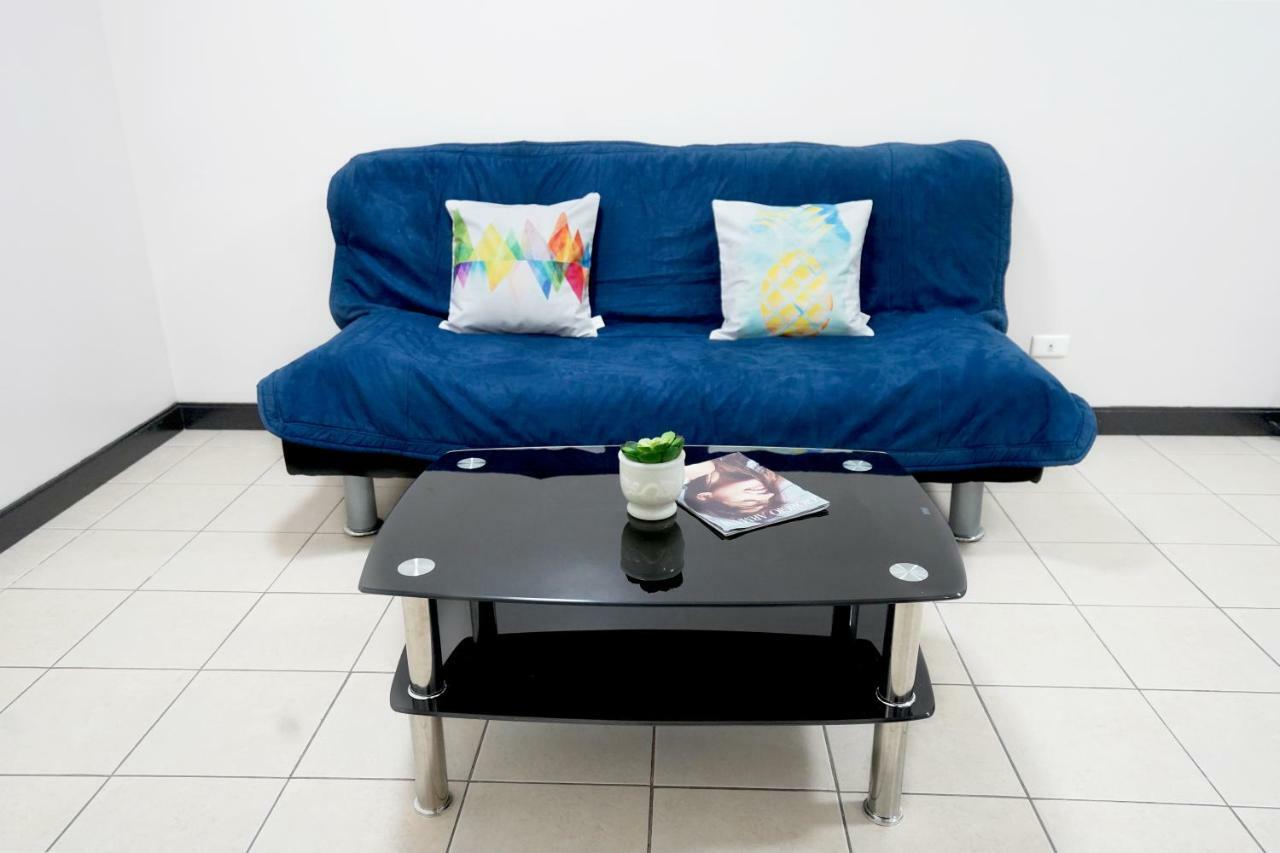 Tivoli Garden Residences 2212 Lovely In A 2-br W/ Netflix And Balcony Apartment