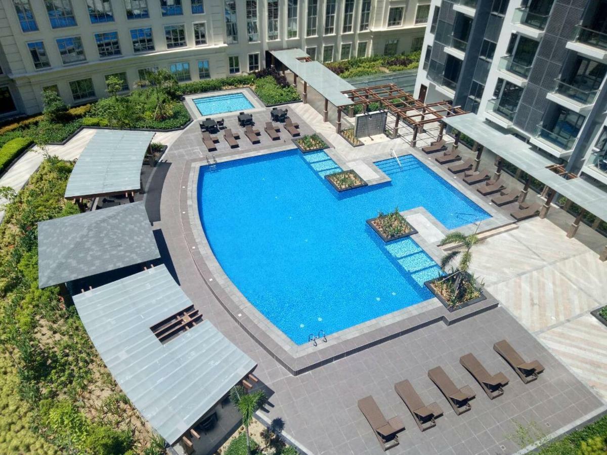 Eighty One Newport Boulevard Apartment Manila