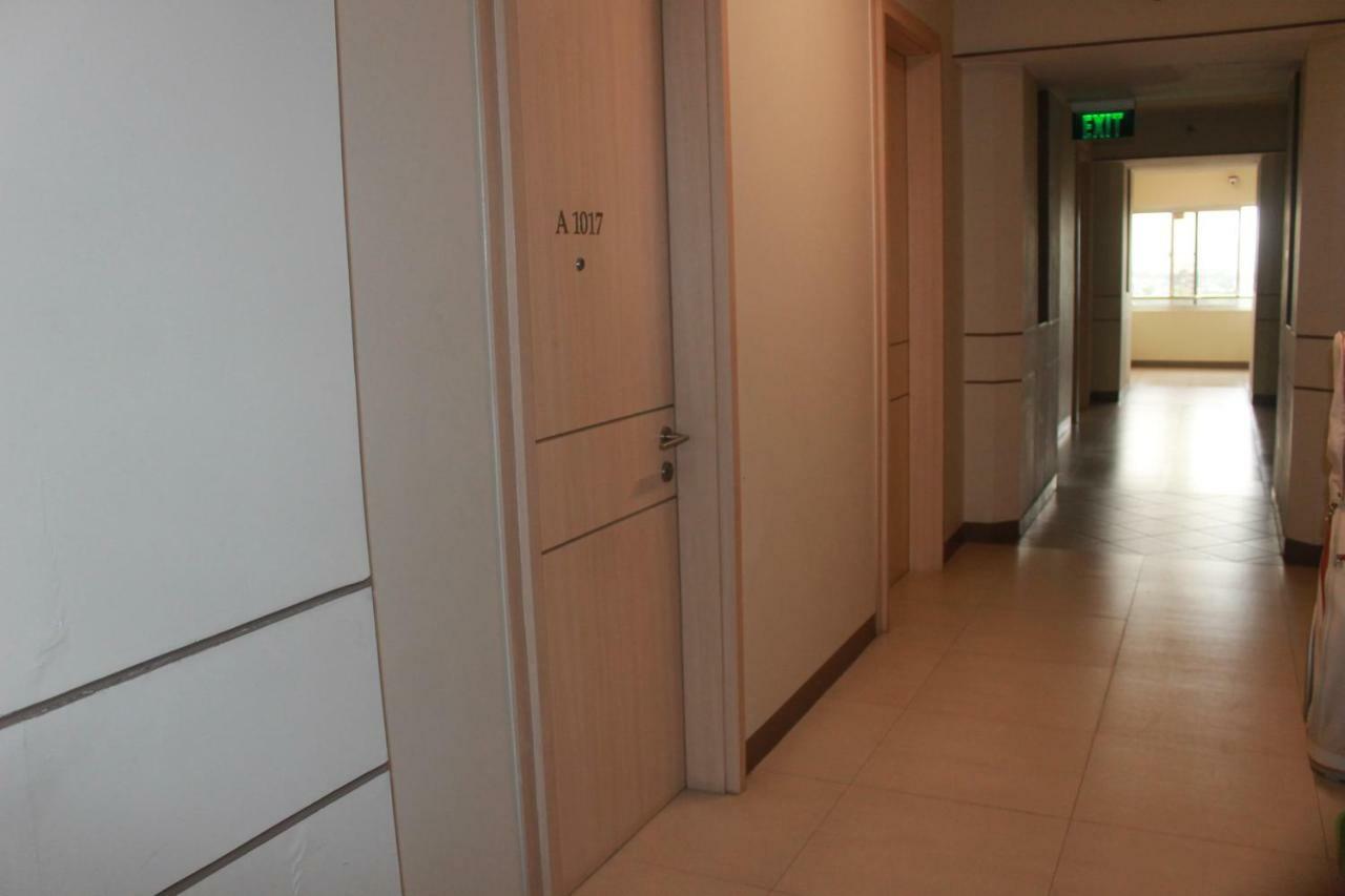 Field Residences At The Back Of Sm Sucat, Paranaque