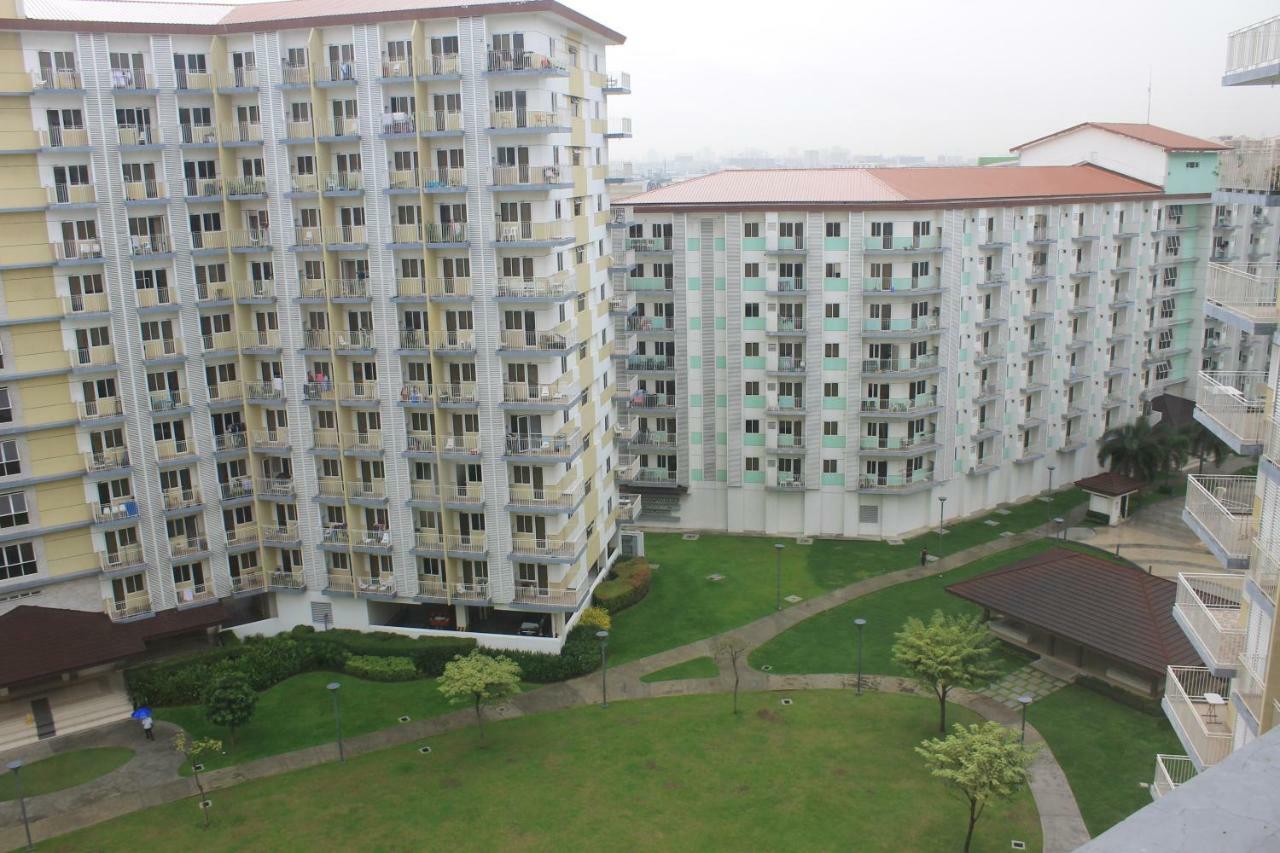 Field Residences At The Back Of Sm Sucat, Paranaque Apartment Manila