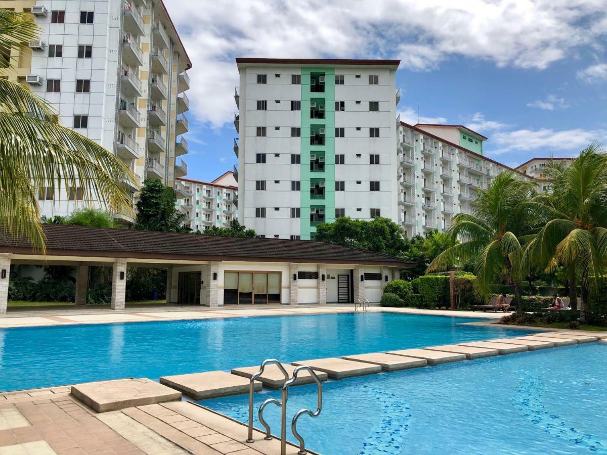Field Residences At The Back Of Sm Sucat, Paranaque