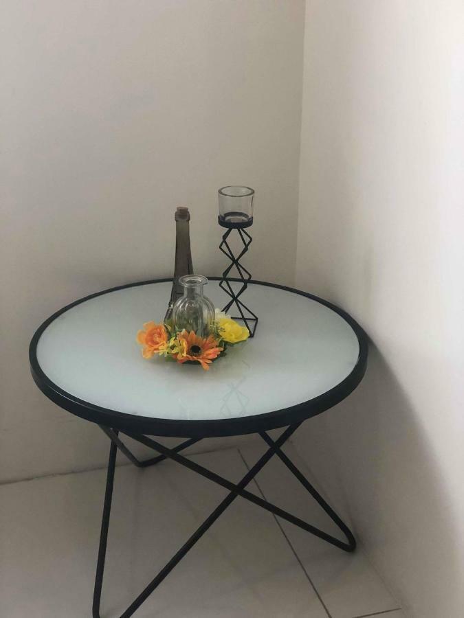 Stays At Residences 1 Bedroom With Complimentary Breakfast For 2 Aparthotel Manila