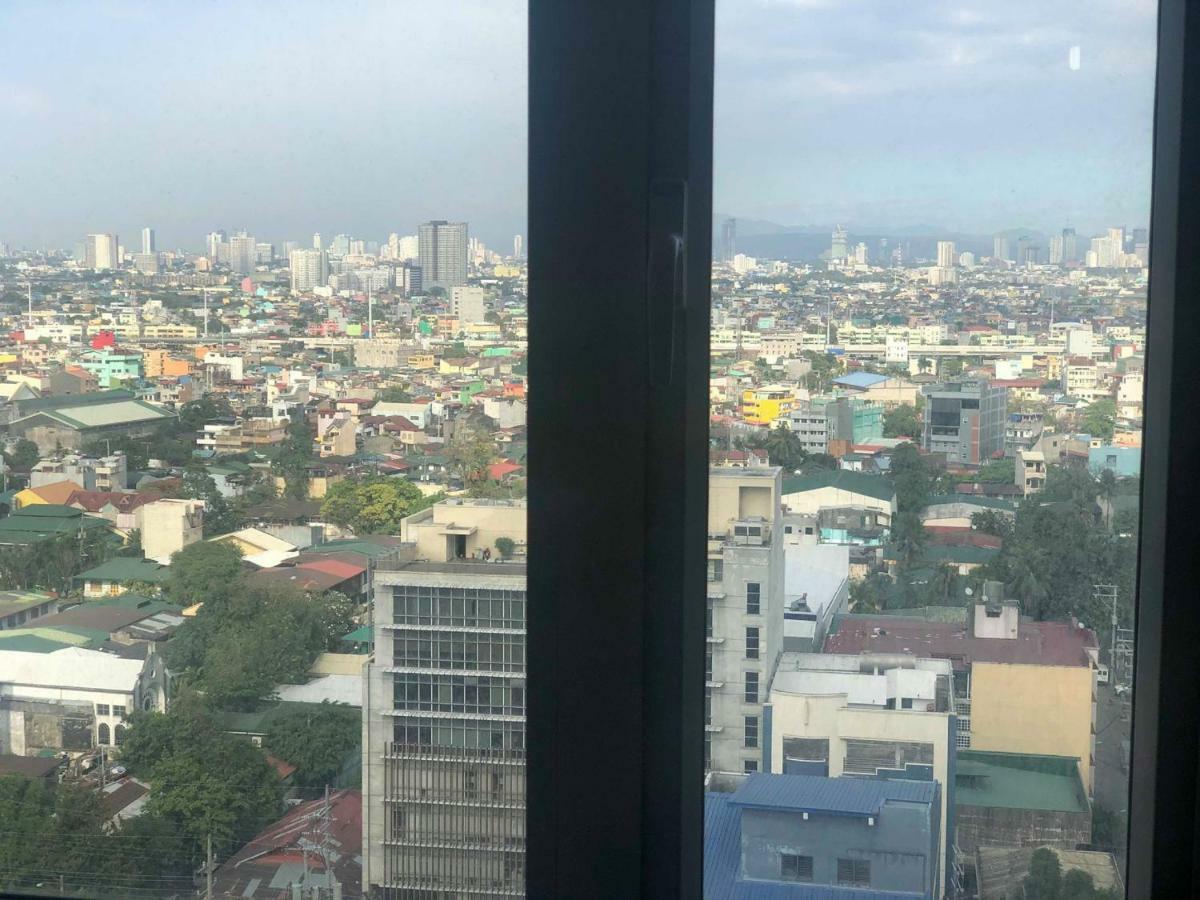 Stays At Residences 1 Bedroom With Complimentary Breakfast For 2 Manila