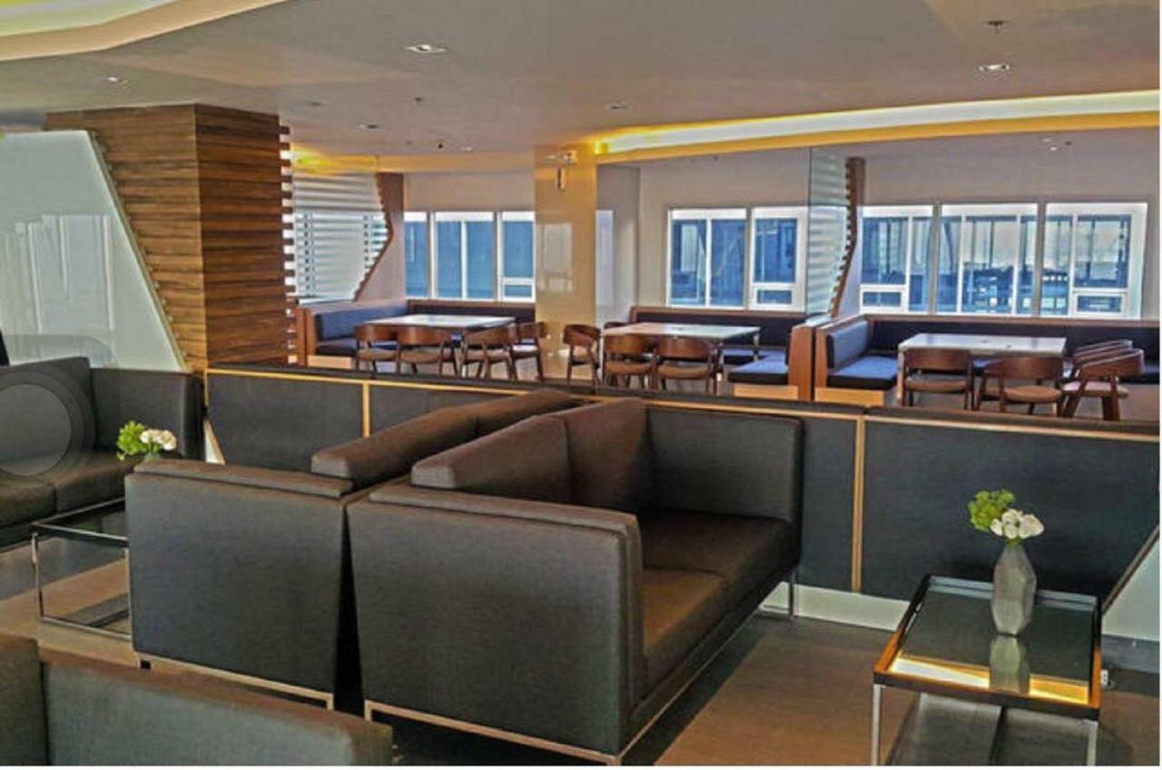 Aparthotel Stays At Residences 1 Bedroom With Complimentary Breakfast For 2 Manila