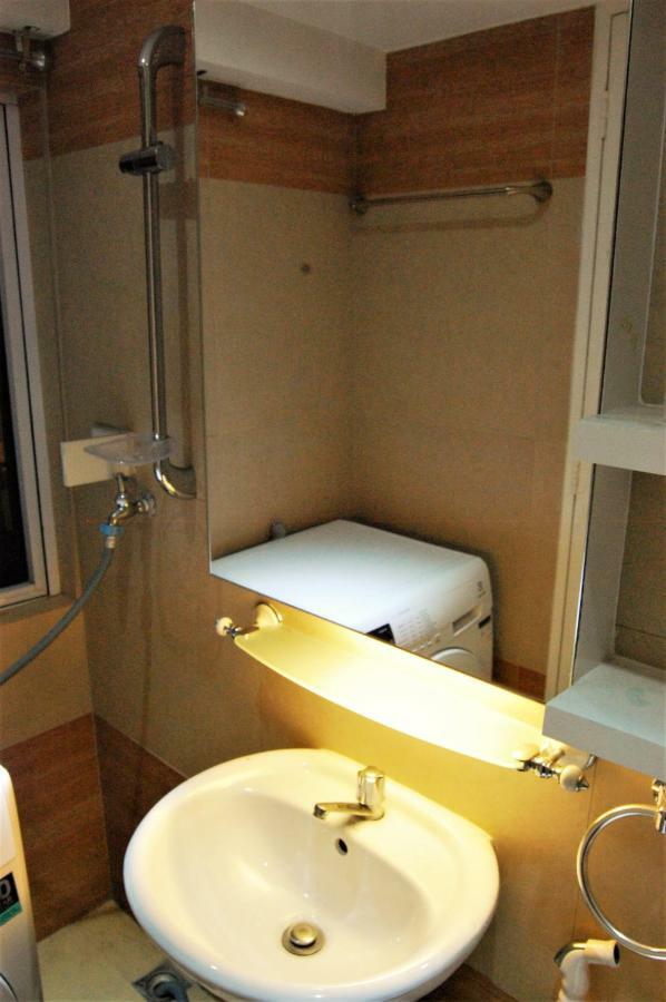 Victoria Bgc 2 Bedrooms Apartment