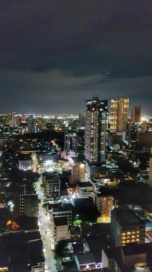Studio Type At Birch Tower Condo, Malate, Apartment *