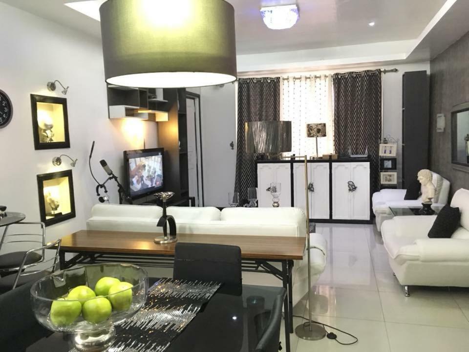 Homestay Spacious Rise Manila