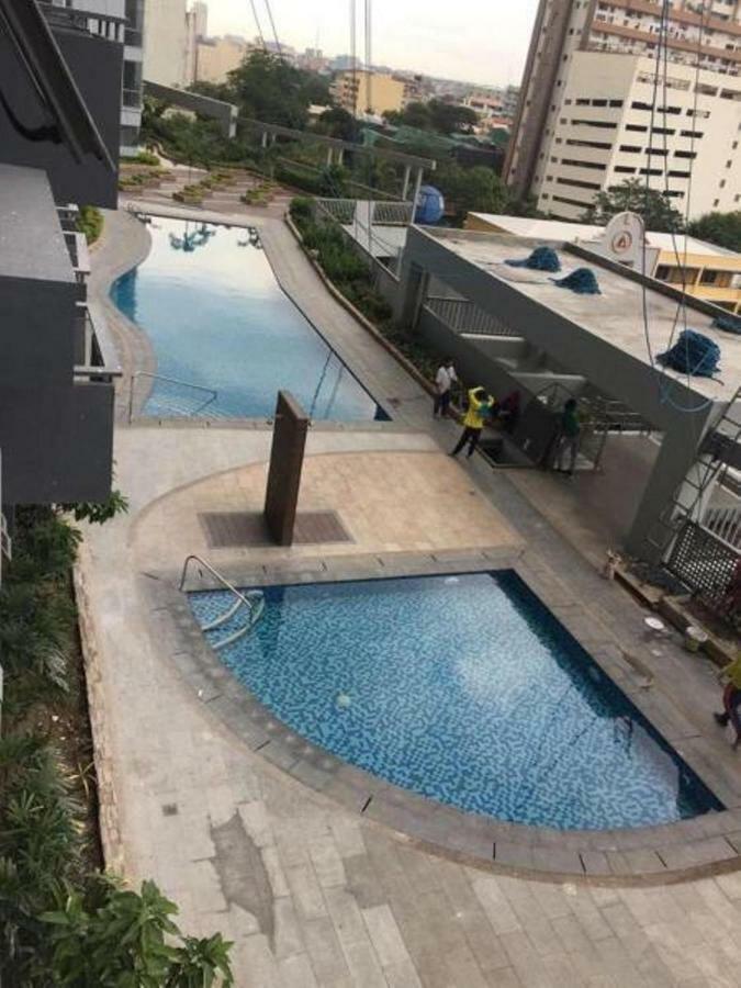 5h Tower C Manhattan Heights Cubao Qc Apartment Manila