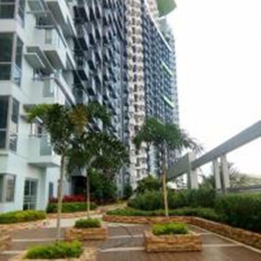5h Tower C Manhattan Heights Cubao Qc * Manila