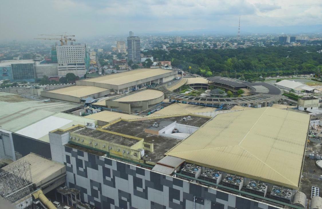 Rustic Industrial Theme In Front Of Trinoma Apartment *