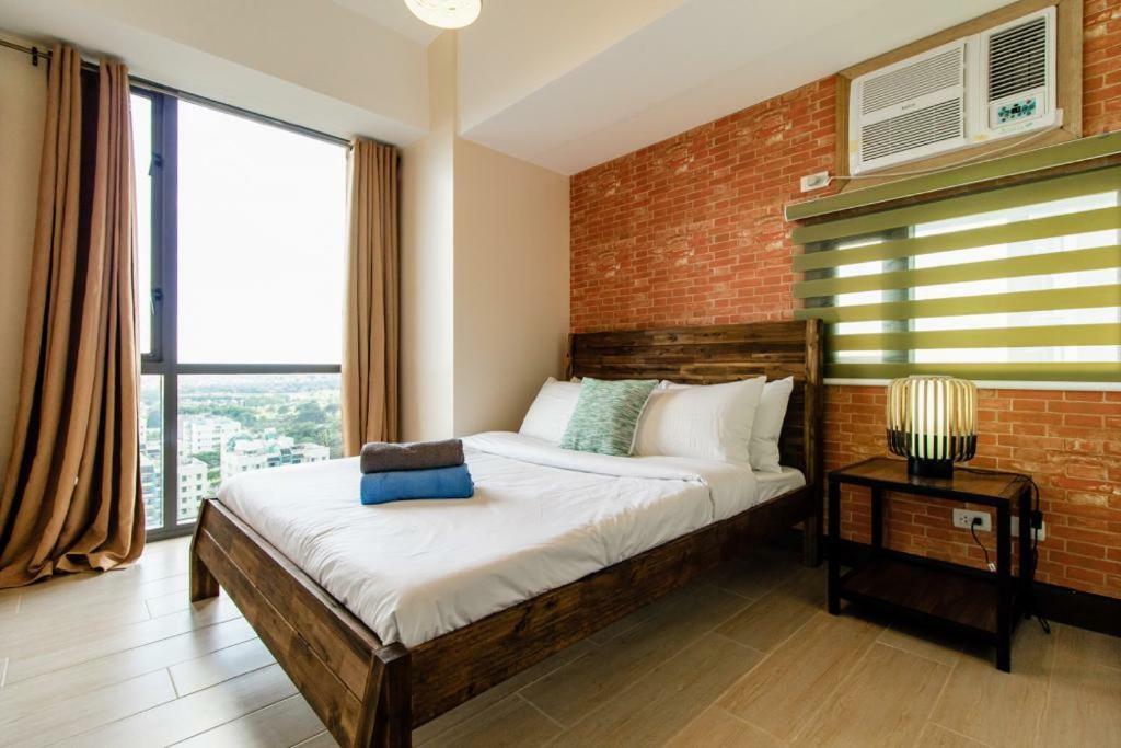 Apartment Viceroy Mckinley Hill Bgc Manila