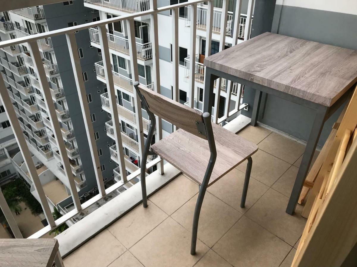 Value Q Condo1439 Apartment *