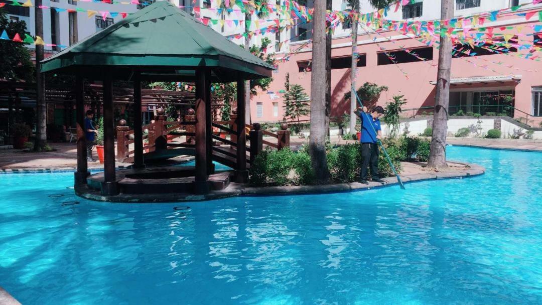 Affordable 2 Bedroom 2 Ba W/ Skycable, Netflix, & Amazon Prime *