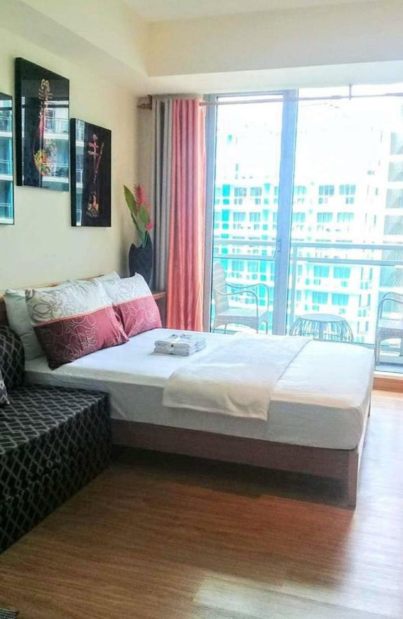 Azure C5 Man-made Balcony Multiple Units Apartment *