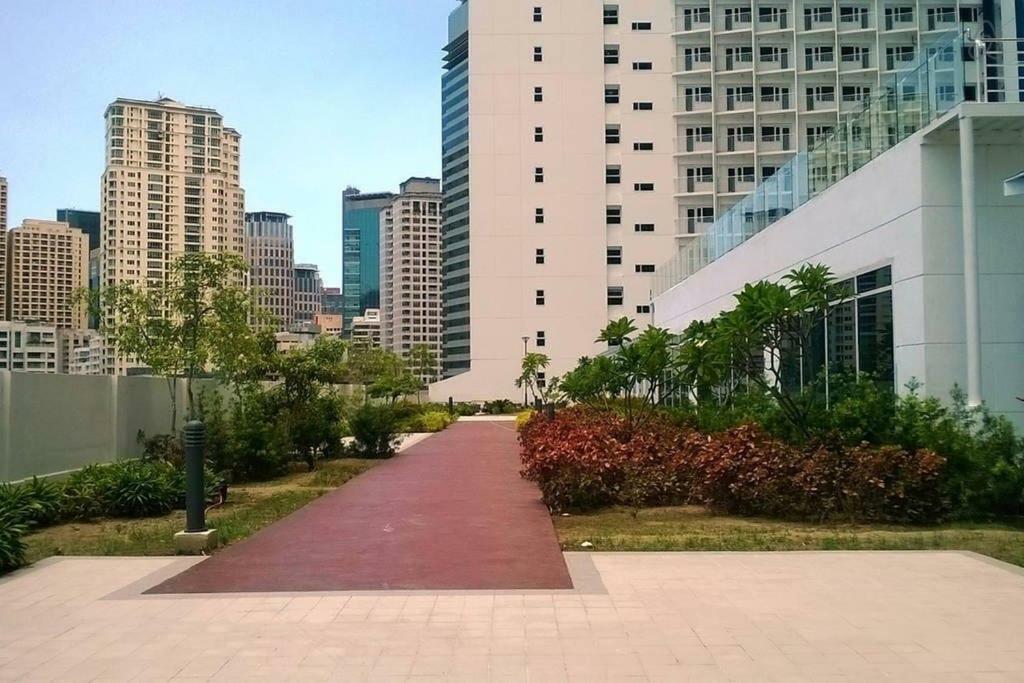 Spacious 2br In Jazz Residences Makati *