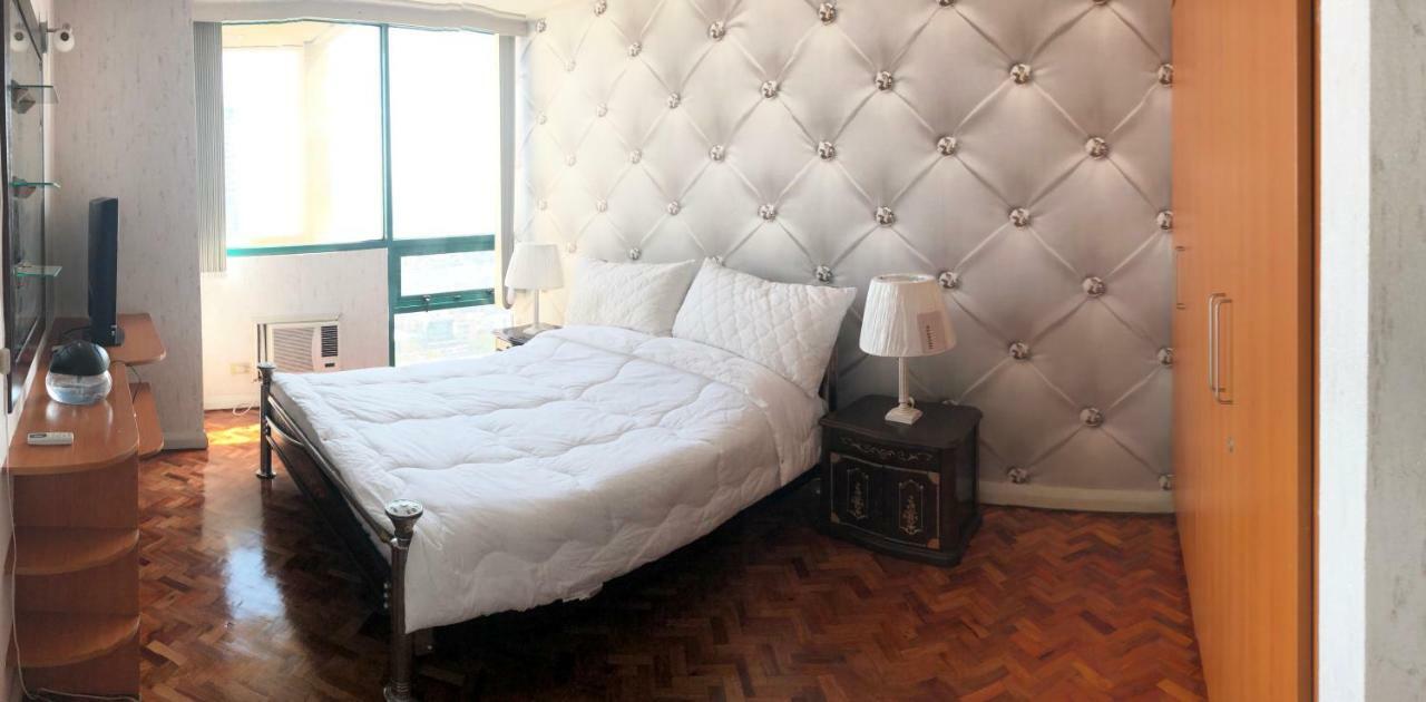 67 Sqm. Unit In Robinson Place Residences Apartment *