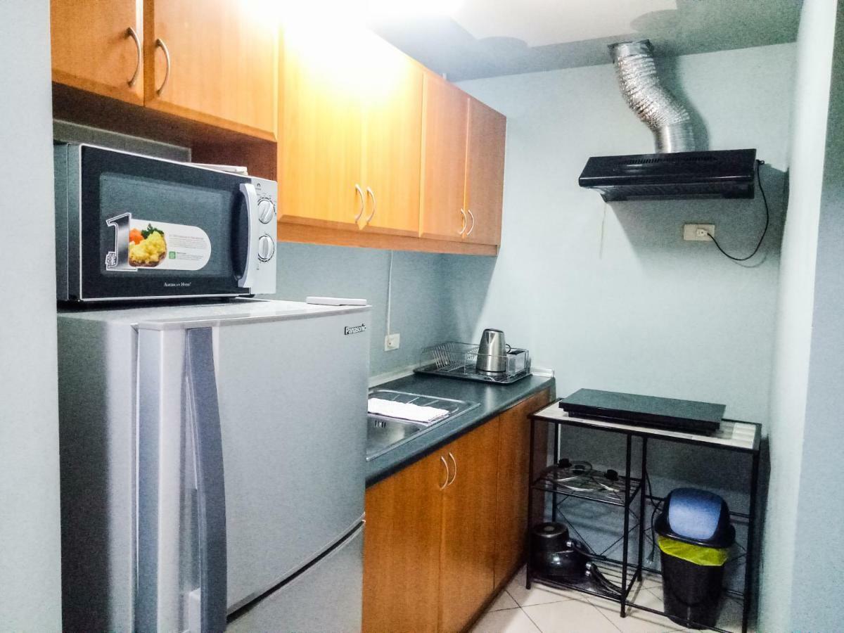 Forbes Area Bgc Taguig Apartment *