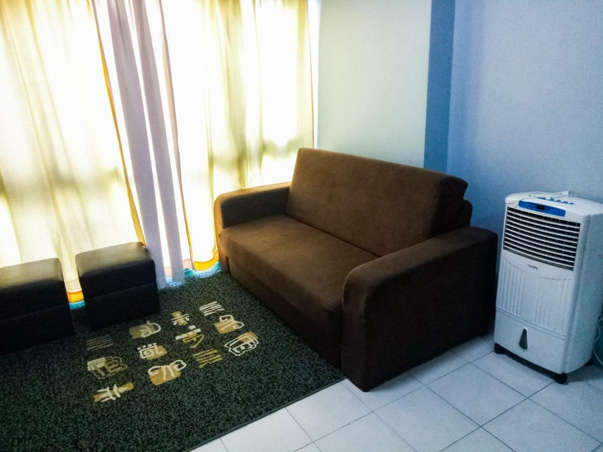 Forbes Area Bgc Taguig Apartment *