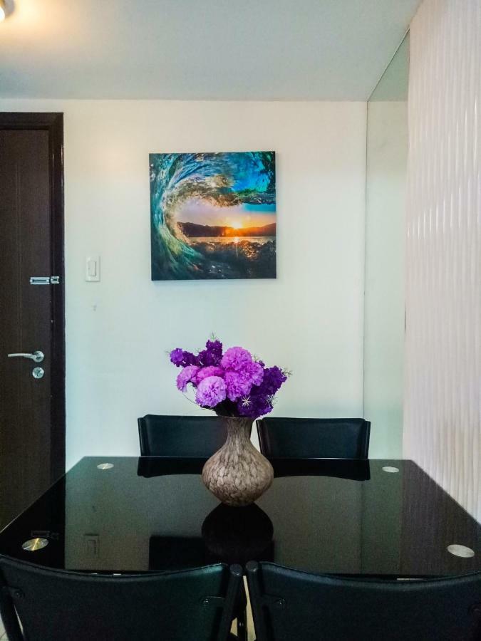Forbes Area Bgc Taguig Apartment *