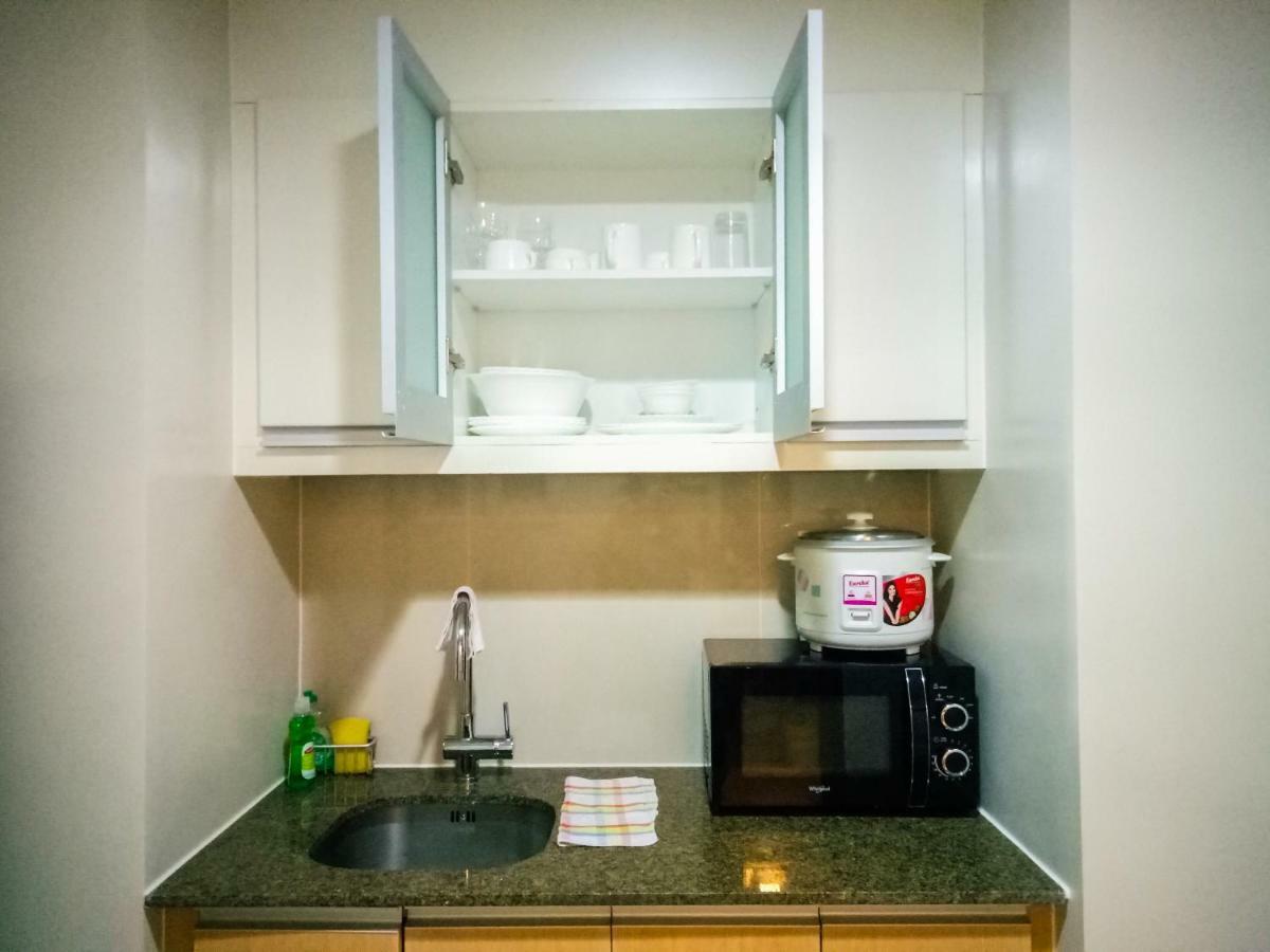 Apartment Uptown Mall Area Bonifacio