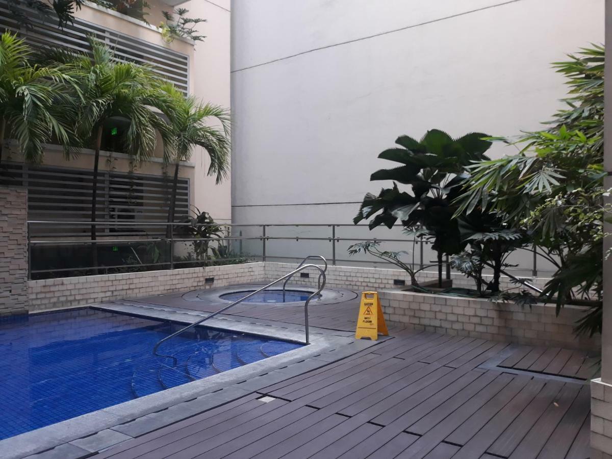 Apartment 150 Newport - Near Naia T3 Airport *