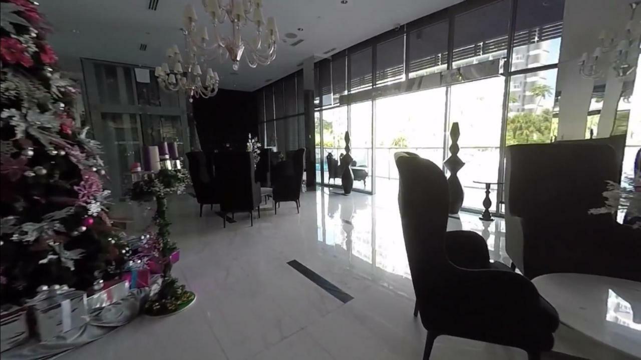 Azure Paranaque Bldg Maldives Apartment
