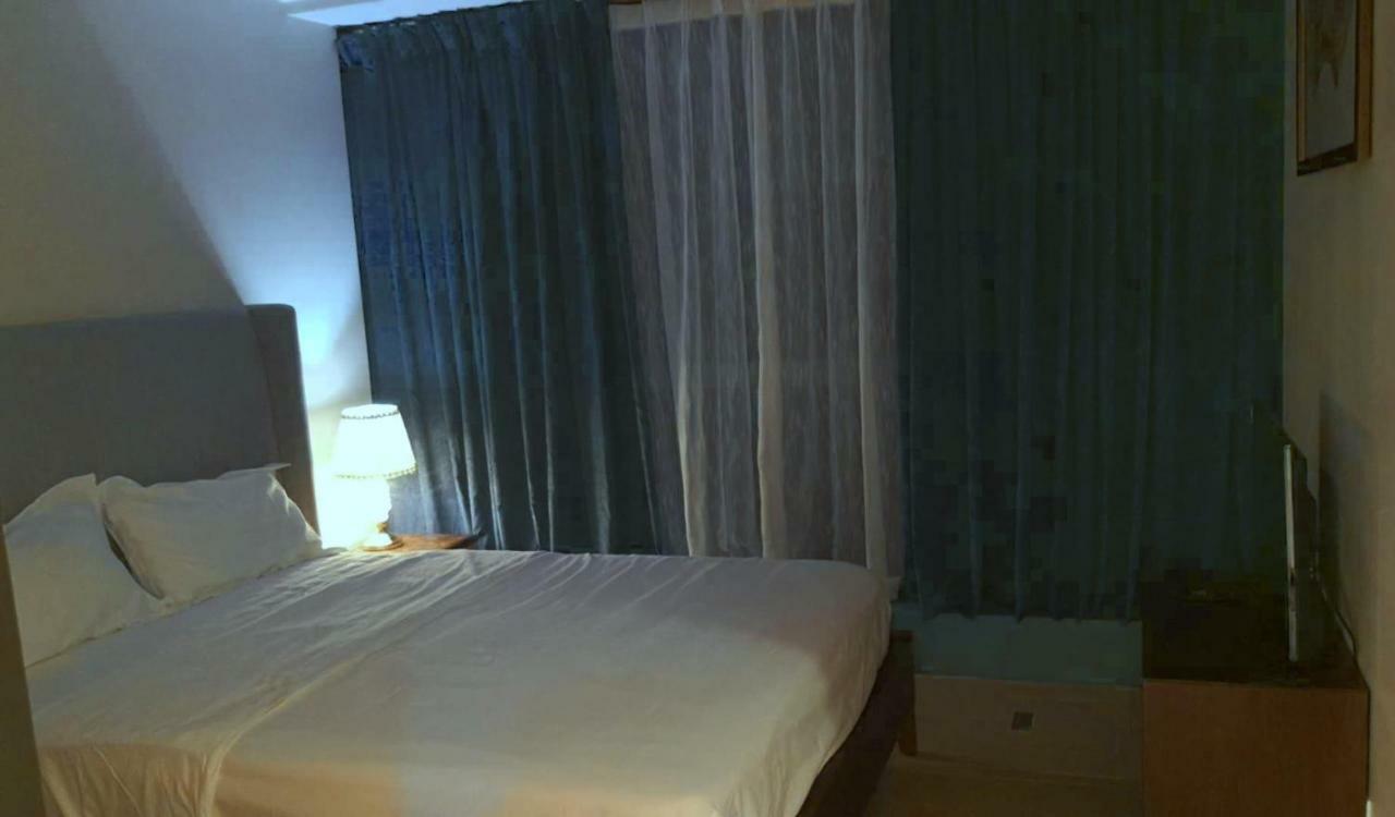 Apartment One Uptown *