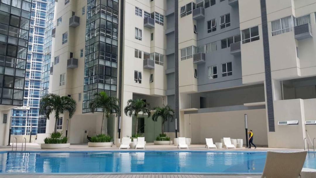 Victoria Bgc 2 Bedrooms * Manila