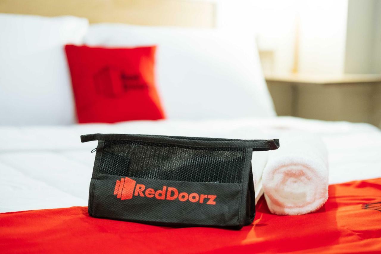 Reddoorz @ Vicente Street Espana Hotel Manila