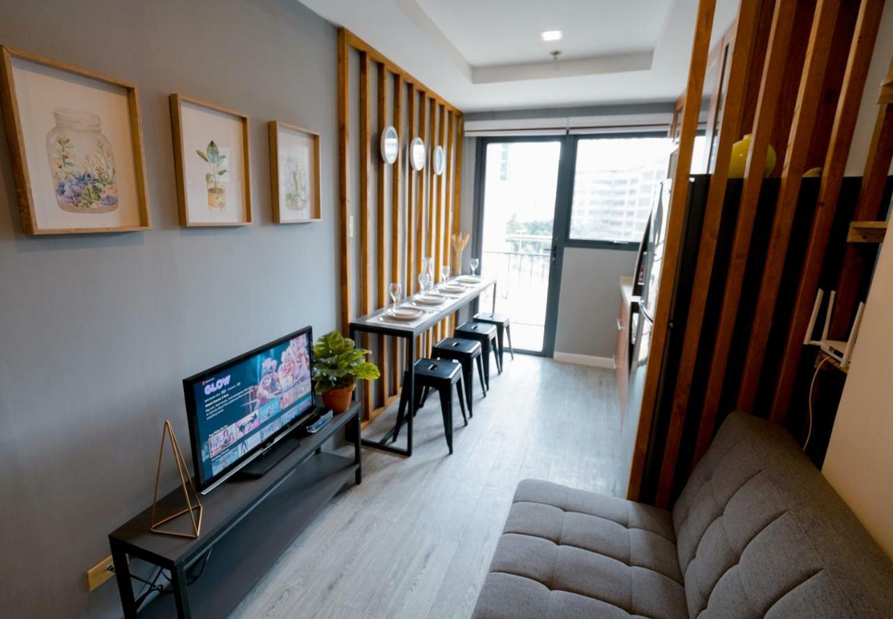 Apartment Indigo Ortigas @ Adb Avenue Tower