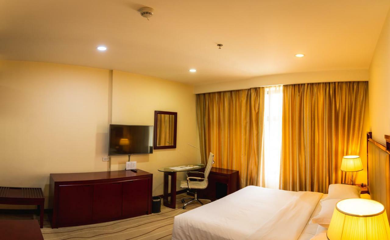 Swiss-belhotel Blulane 3*