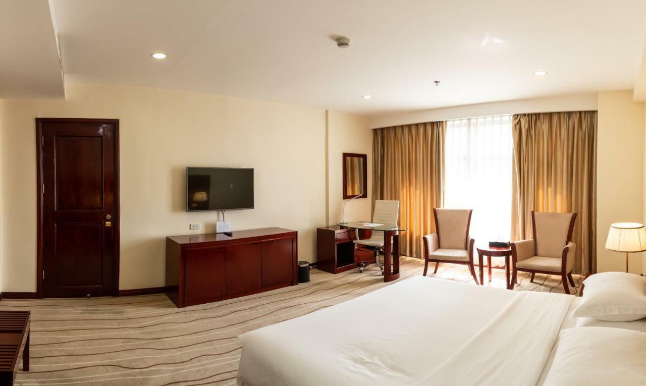 Swiss-belhotel Blulane 3* Manila