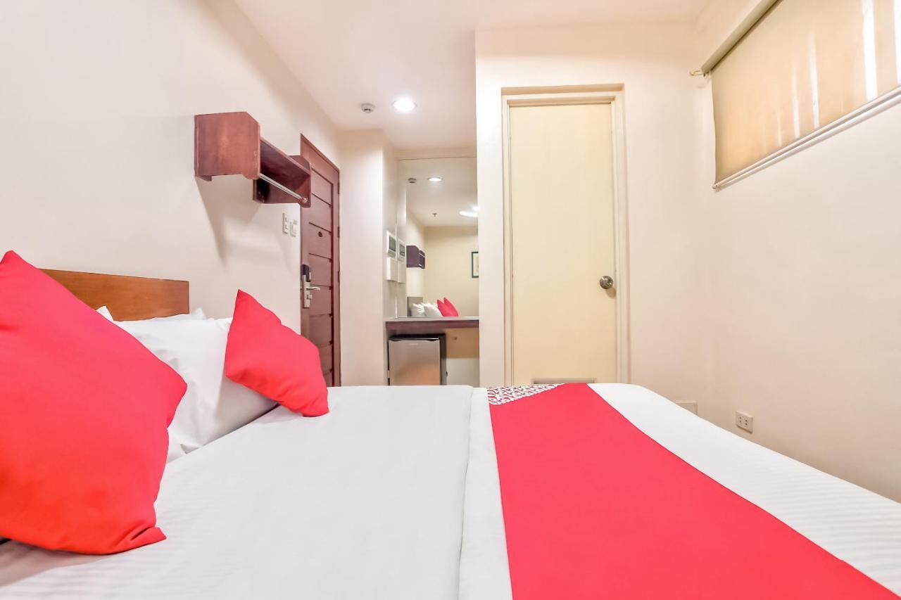 Oyo 392 Midcon Apartelle Hotel