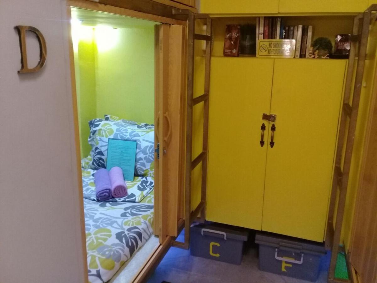 Aurora's Private Cabin-capsule * Manila