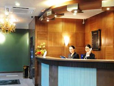 Pearl Lane Hotel