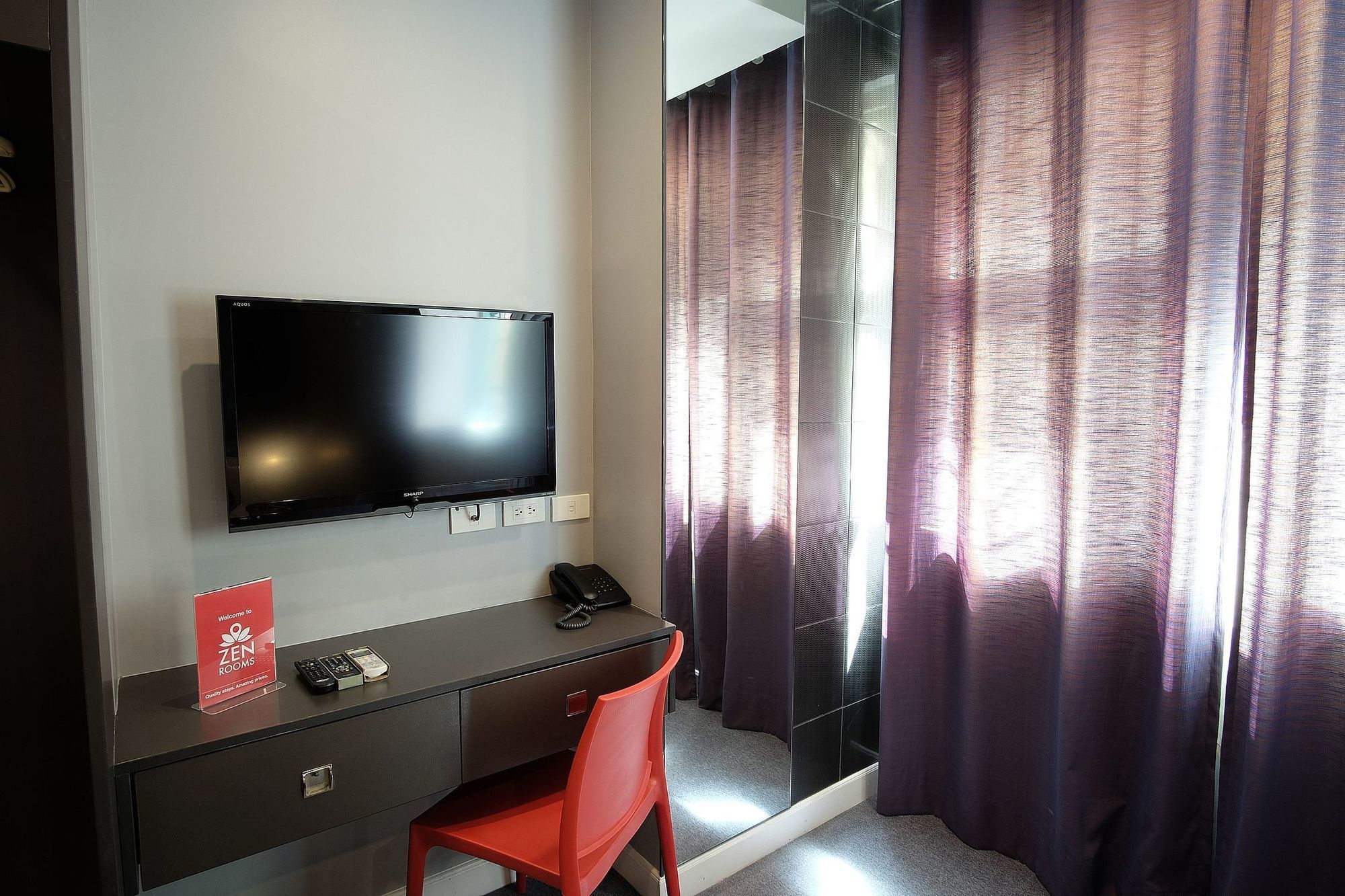 Zen Rooms Malate Nakpil Hotel 3*