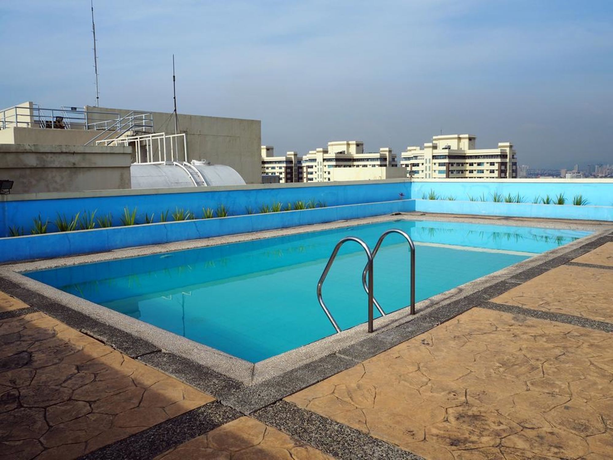 Apartment De Marina With Netflix Manila
