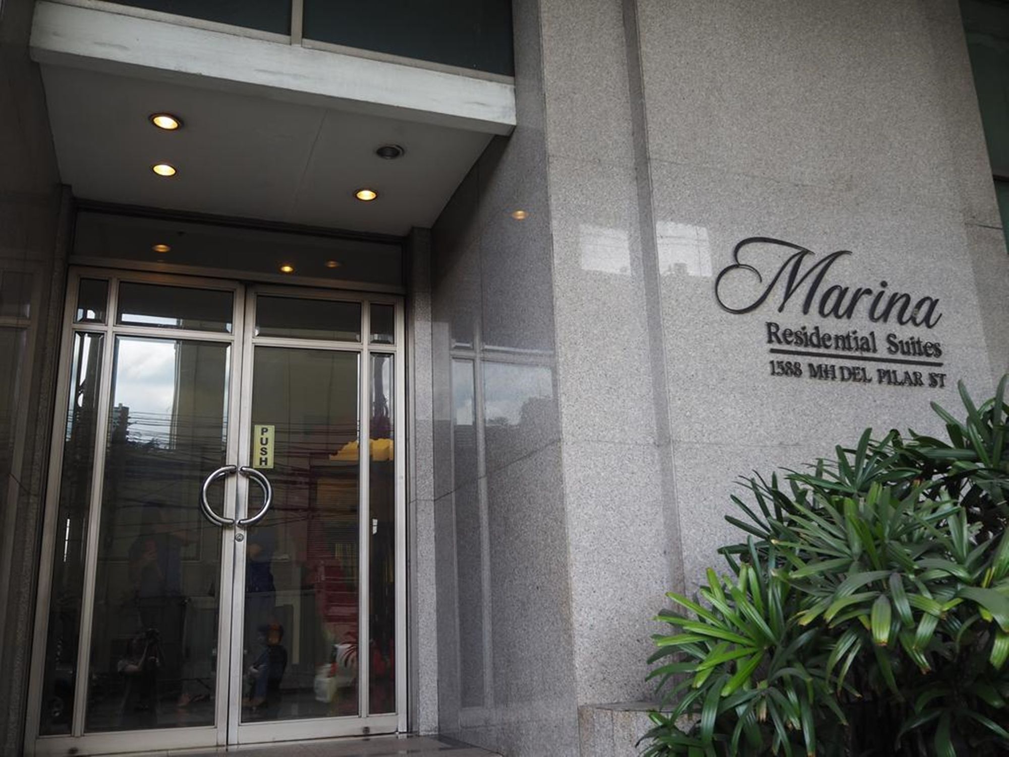 De Marina With Netflix Apartment