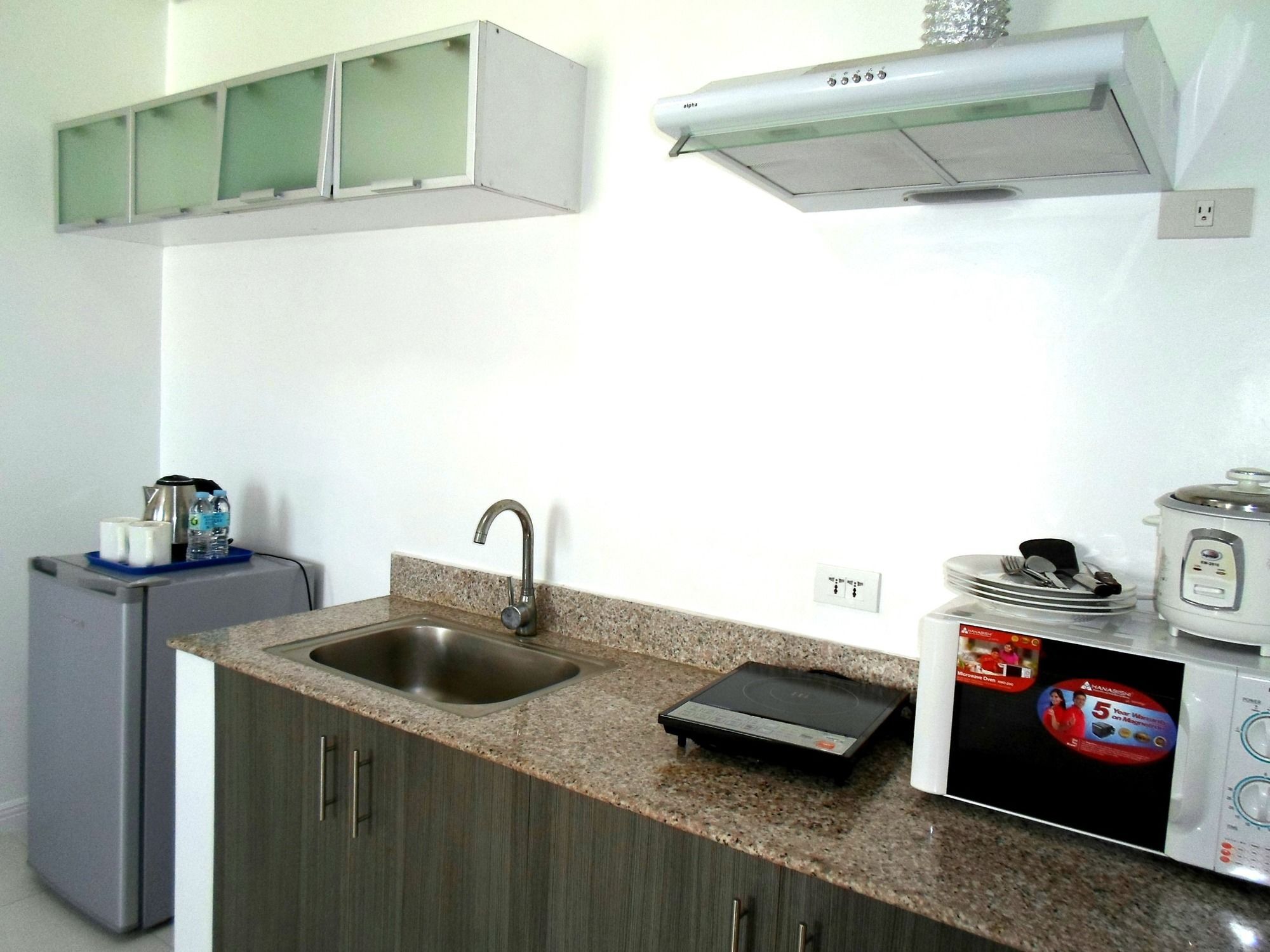 Motel 168 Inc. Apartment Manila