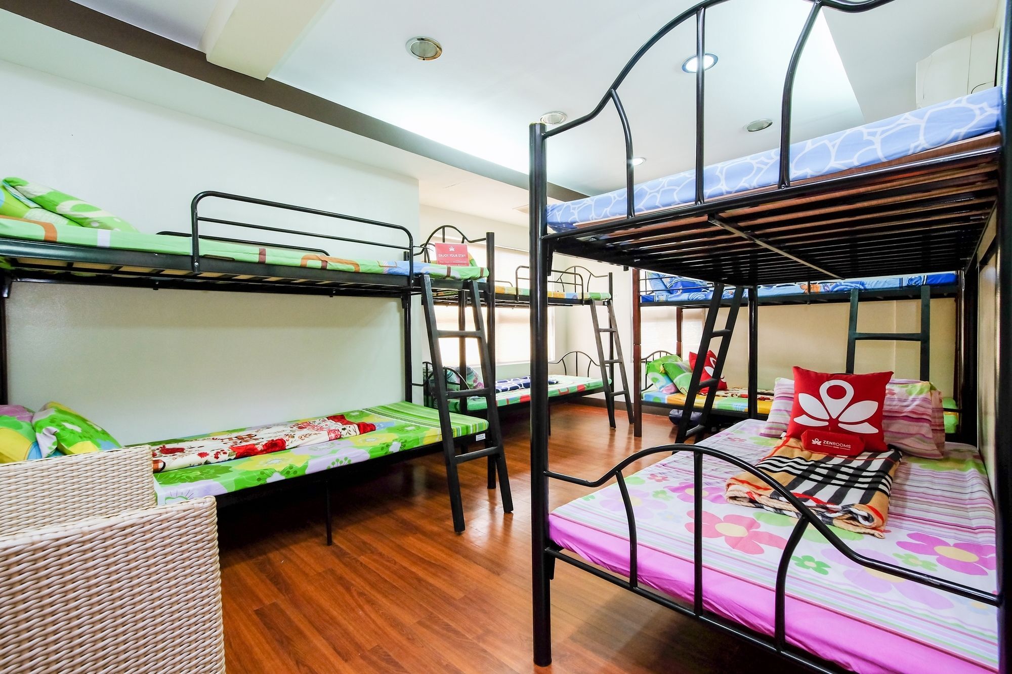 Guest house Zen Quirino Ave. Malate